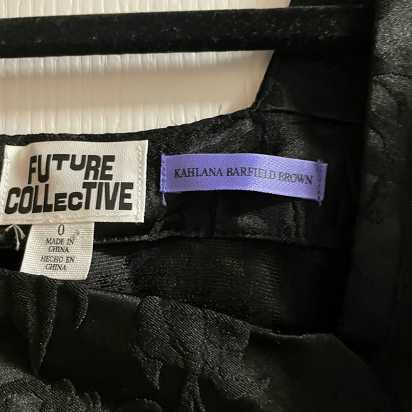 Future collective kahlana barfield black top crop - Picture 3 of 9